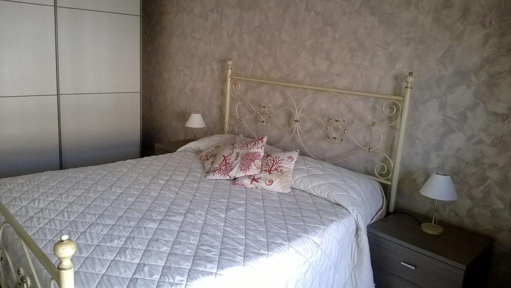 Apartment I Mastrazzi Riposto Eksteriør billede
